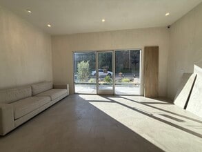 2075-2097 Laguna Canyon Rd, Laguna Beach, CA à louer Photo intérieure– Image 2 sur 12