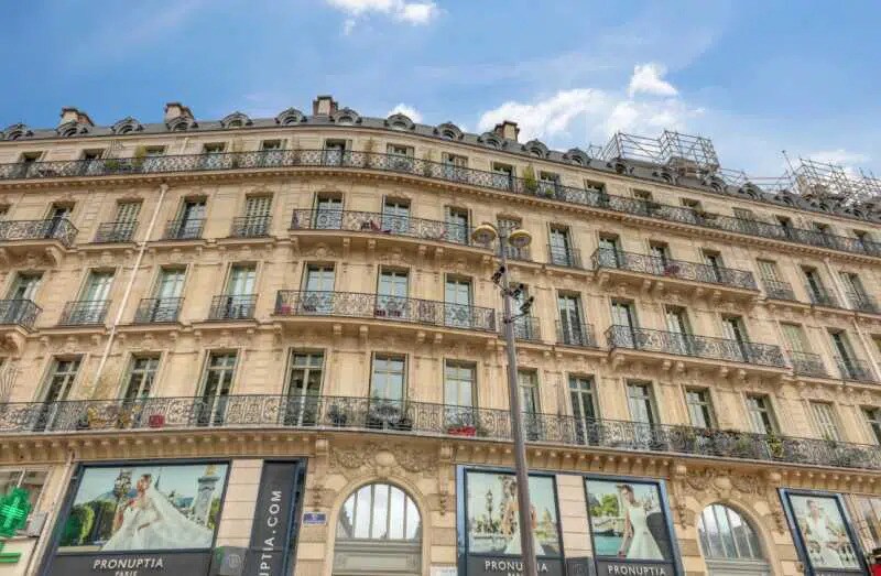 Bureau dans Paris à louer - Photo de l’immeuble – Image 1 sur 8