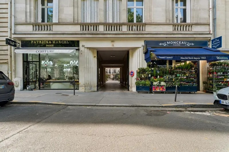 36 Avenue Hoche, Paris à louer Photo de l’immeuble– Image 1 sur 18