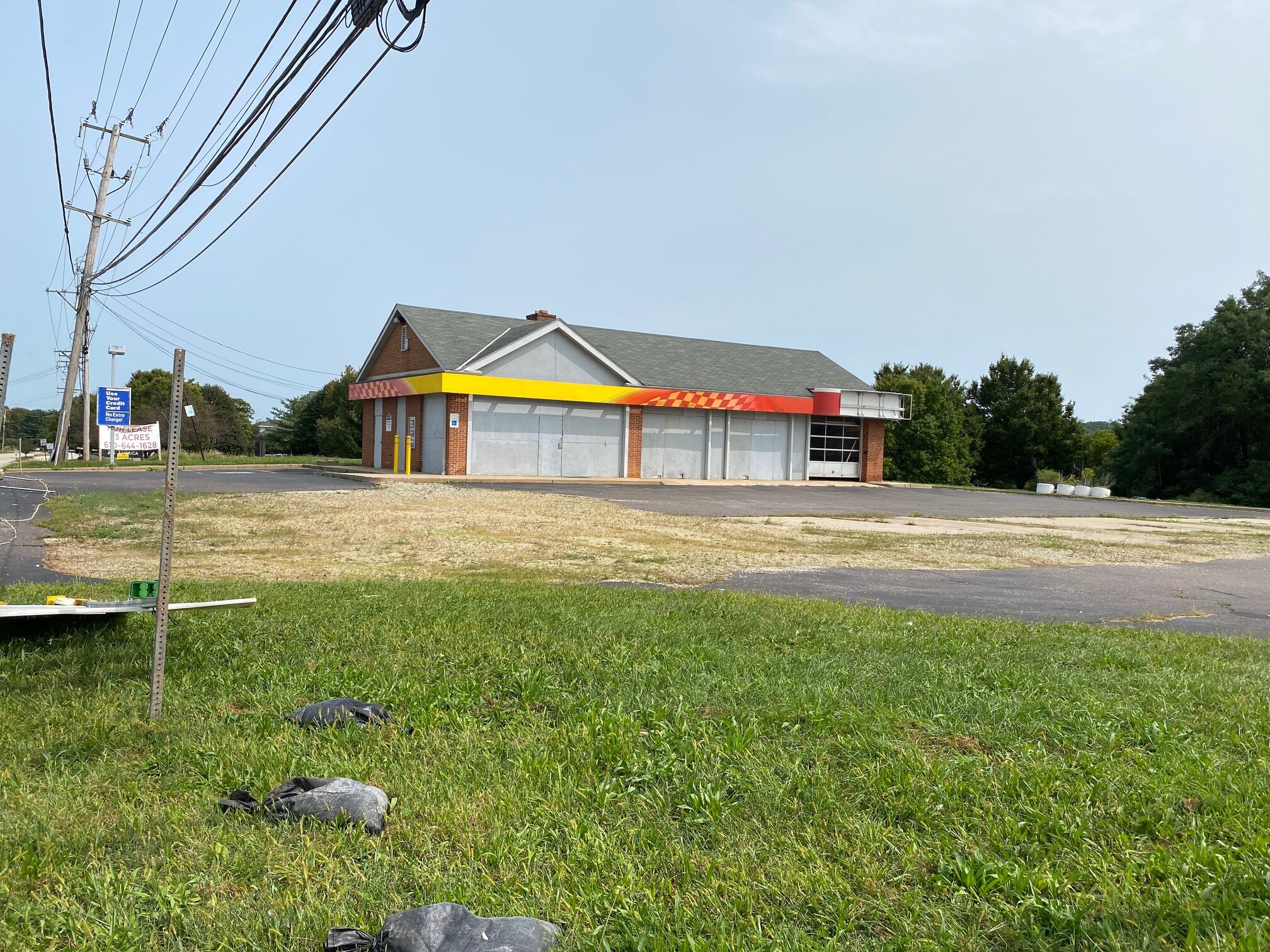 141 Morehall Rd, Malvern, PA à louer Photo principale– Image 1 sur 3
