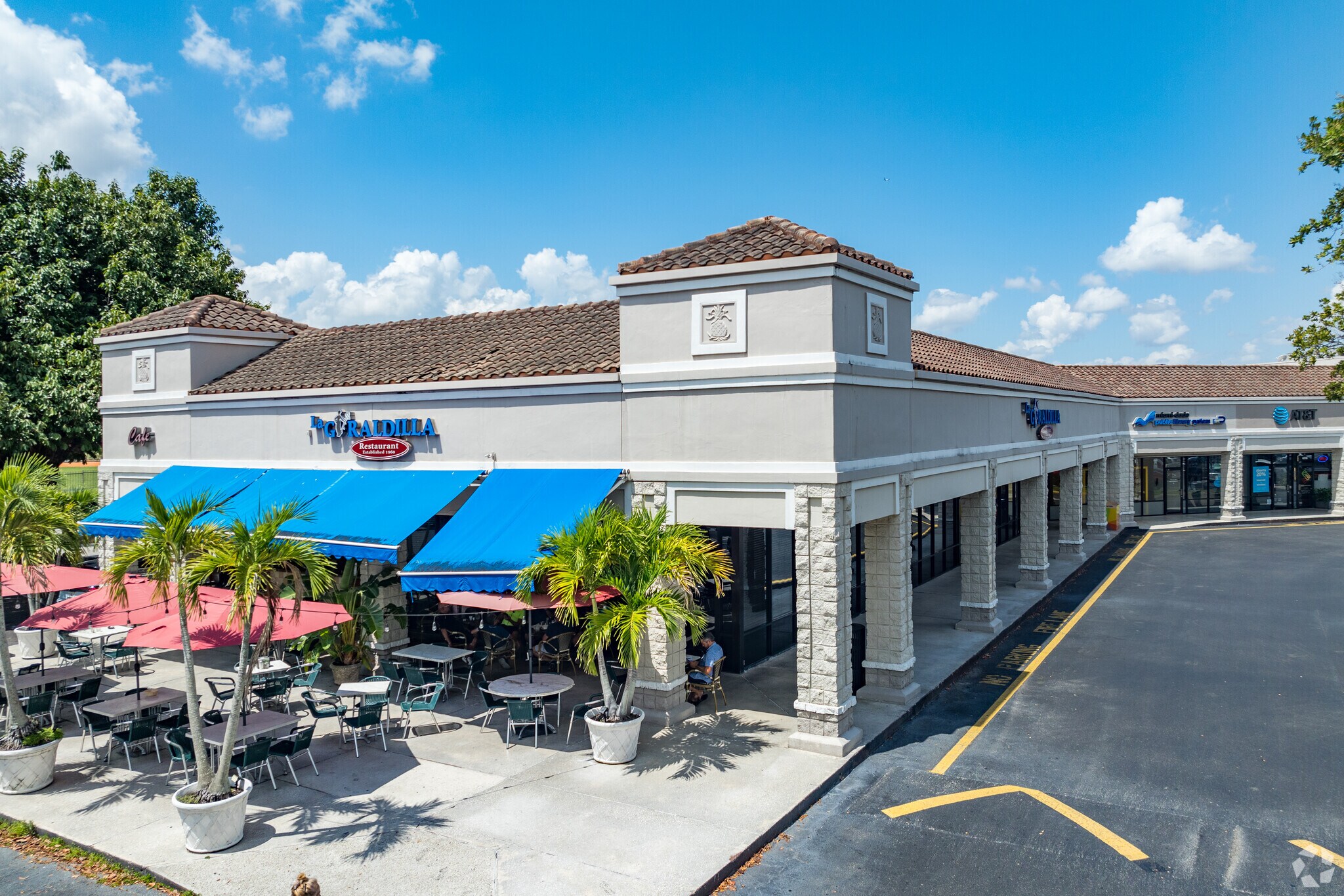 4220-4284 SW 152nd Ave, Miami, FL à louer Photo principale– Image 1 sur 4