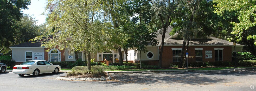 4141 NW 37th Pl, Gainesville, FL à vendre - Photo principale – Image 1 sur 26