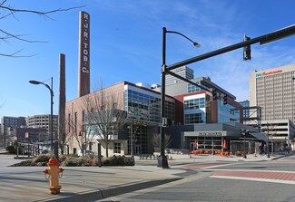 Plus de détails pour 486 N Patterson Ave, Winston-Salem, NC - Bureau à louer