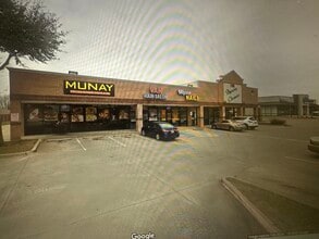 3039 Old Denton Rd, Carrollton, TX à louer Photo de l’immeuble– Image 2 sur 3
