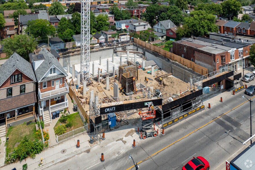 3200 Dundas St W, Toronto, ON à vendre - Photo de l’immeuble – Image 2 sur 2