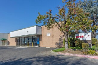Plus de détails pour 411-435 W Shaw Ave, Fresno, CA - Local commercial à louer