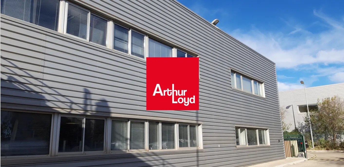 Bureau dans La Ciotat à louer Photo principale– Image 1 sur 3