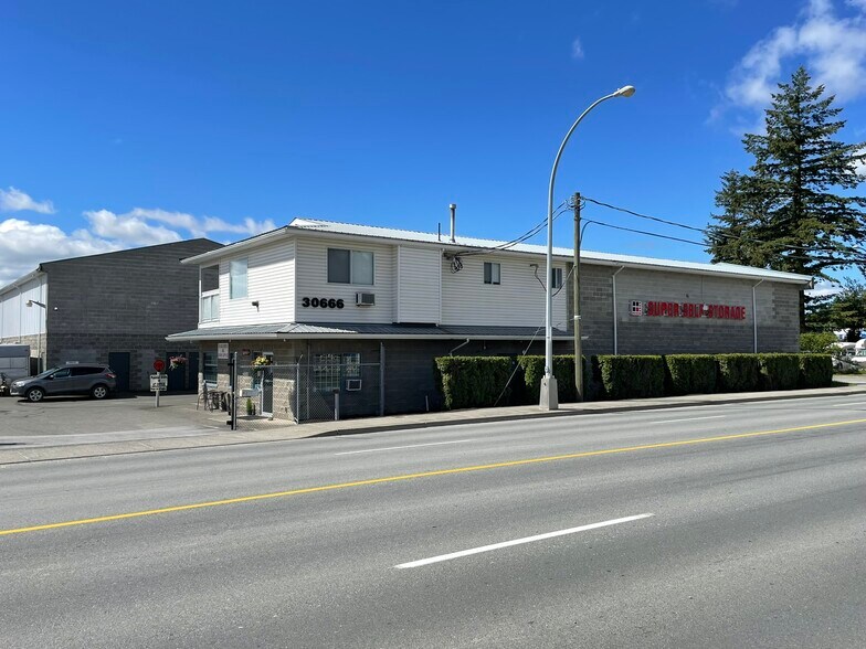 Super Self Storage portefeuille de 2 biens à vendre sur LoopNet.fr - Photo de l’immeuble – Image 3 sur 16