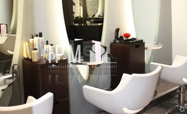 Immeuble residentiel dans Marseille à vendre - Photo intérieure – Image 3 sur 4