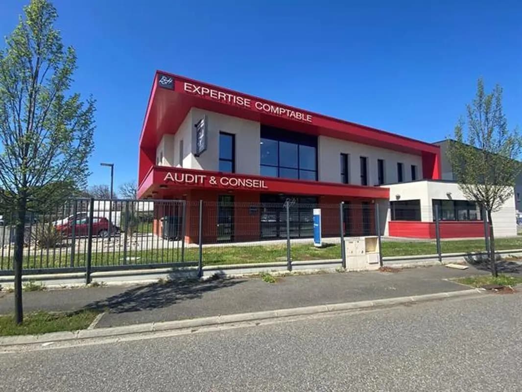 4 Rue Issac Newton, Plaisance-du-Touch à louer Photo principale– Image 1 sur 9