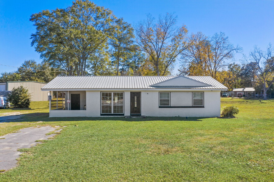 1213 Main St, Chipley, FL à vendre - Photo de l’immeuble – Image 2 sur 31