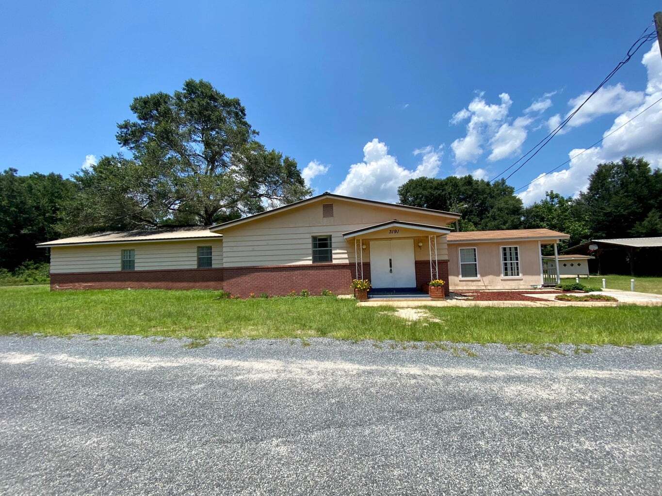 3191 Newman Ave N, Crestview, FL à vendre Photo de l’immeuble– Image 1 sur 15