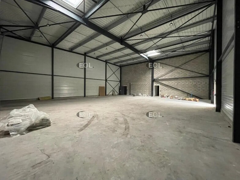 4 Rue Henri Fosse, Le Mesnil-Amelot à louer - Photo de l’immeuble – Image 2 sur 5
