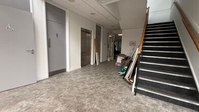 Bessemer Rd, Basingstoke à louer Photo intérieure– Image 2 sur 3