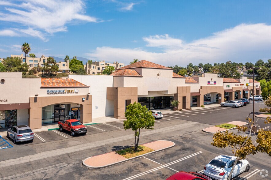 27785-27865 Santa Margarita Pky, Mission Viejo, CA à louer - Photo de l’immeuble – Image 1 sur 5