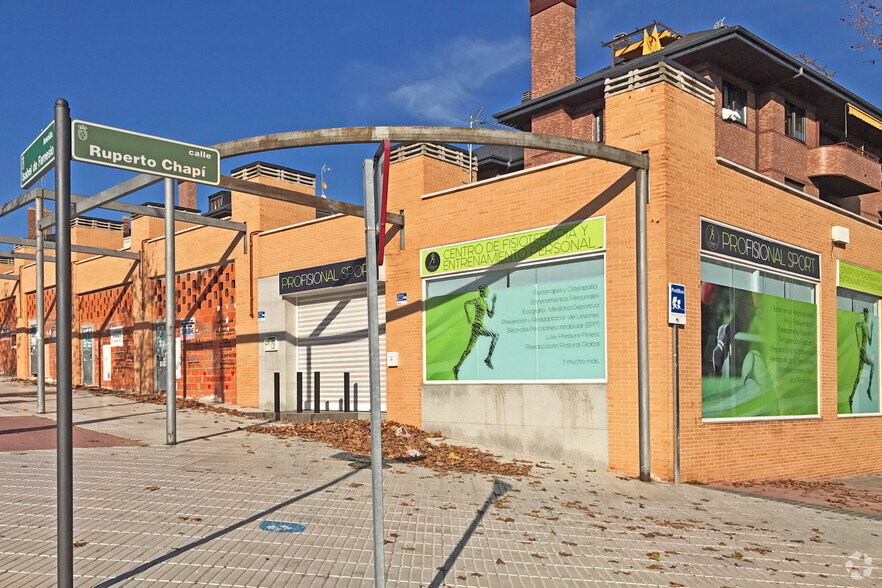 Avenida De Isabel De Farnesio, 804, Boadilla del Monte, Madrid à louer - Photo de l’immeuble – Image 3 sur 3