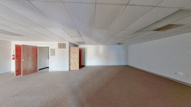 801 N Main St, High Point, NC à louer Photo intérieure– Image 2 sur 5