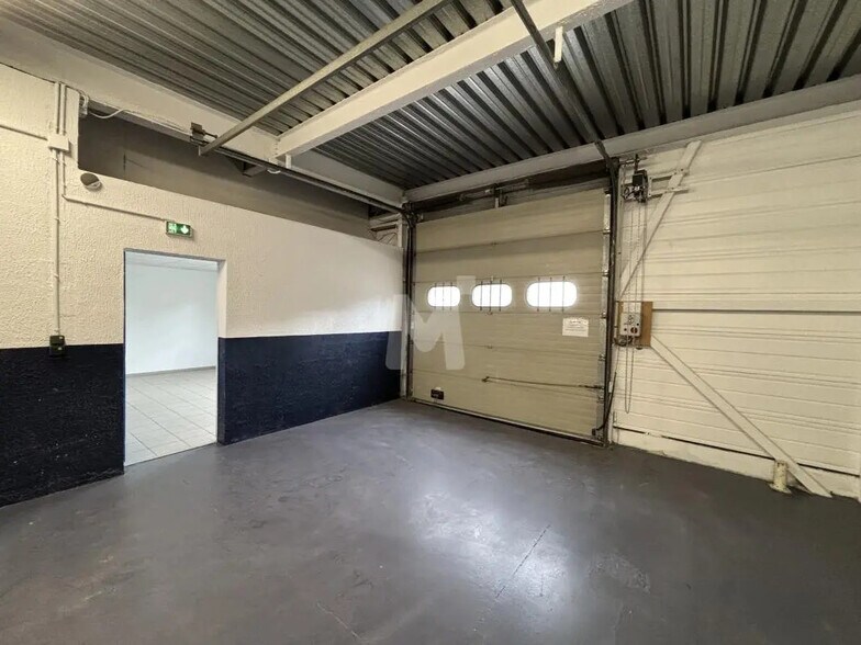 Local d’activités dans Orly à louer - Photo intérieure – Image 3 sur 6