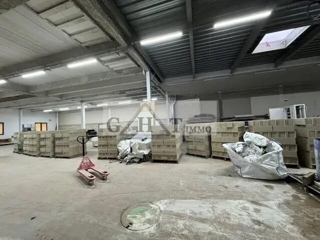 Plus de détails pour Industriel/Logistique à louer