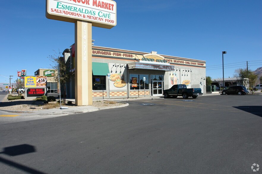 734 N Nellis Blvd, Las Vegas, NV à vendre - Photo de l’immeuble – Image 3 sur 4