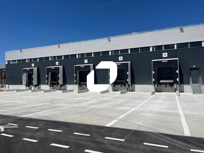 Plus de détails pour Bureau, Industriel/Logistique à louer