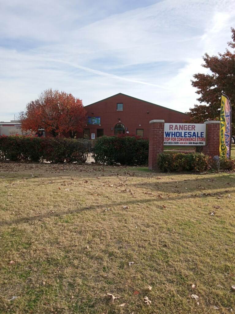 2101 Randol Mill rd, Arlington, TX à vendre Photo principale– Image 1 sur 9