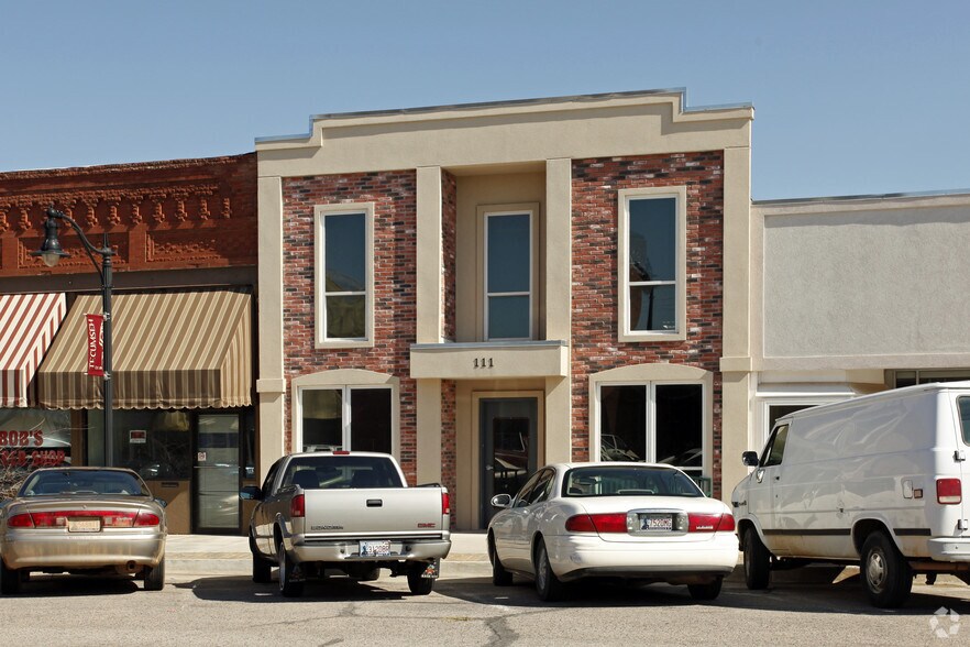 111 N Broadway St, Tecumseh, OK à vendre - Photo principale – Image 1 sur 34