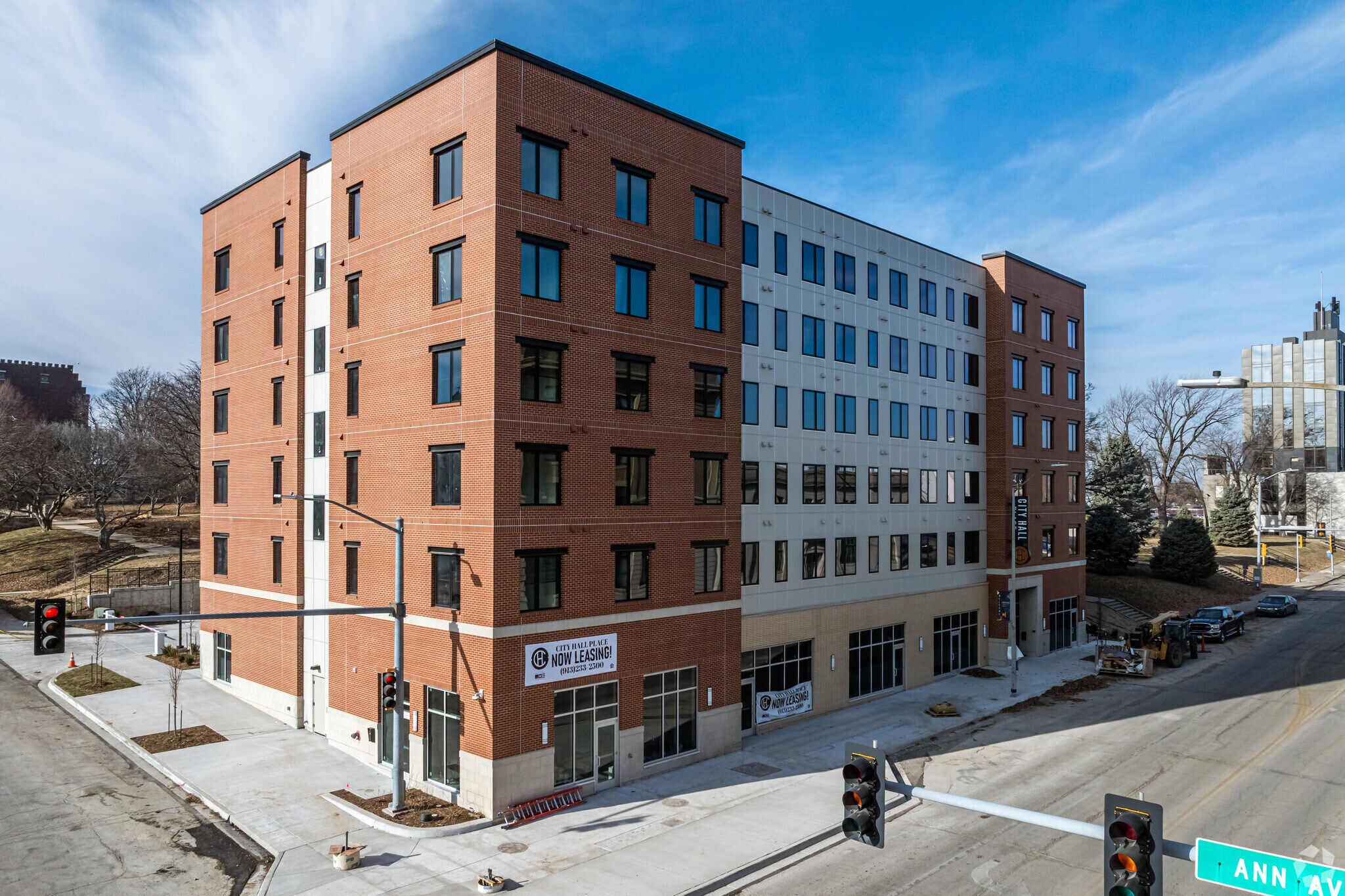 810 N 6th St, Kansas City, KS à louer Photo principale– Image 1 sur 5