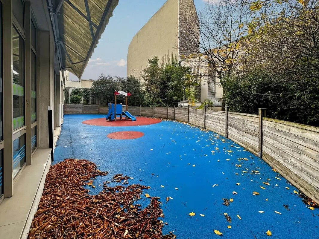 Bureau dans Paris à louer Photo de l’immeuble– Image 1 sur 10