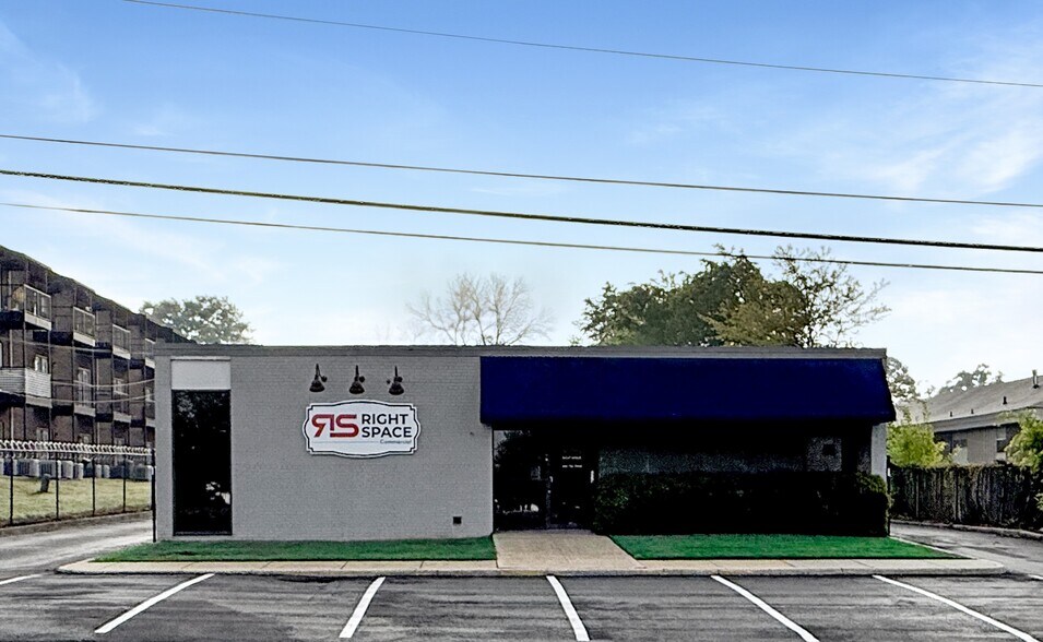 1901 8th Ave, Tuscaloosa, AL à louer - Photo de l’immeuble – Image 1 sur 29