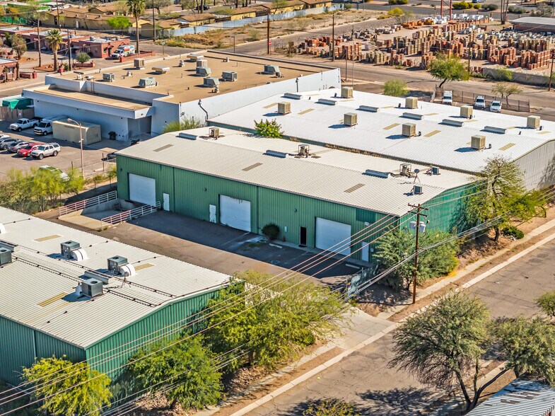 576 W Ventura St, Tucson, AZ à vendre - Photo principale – Image 1 sur 80