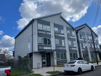 Plus de détails pour 5840 SE 89th Ave, Portland, OR - Logement à vendre