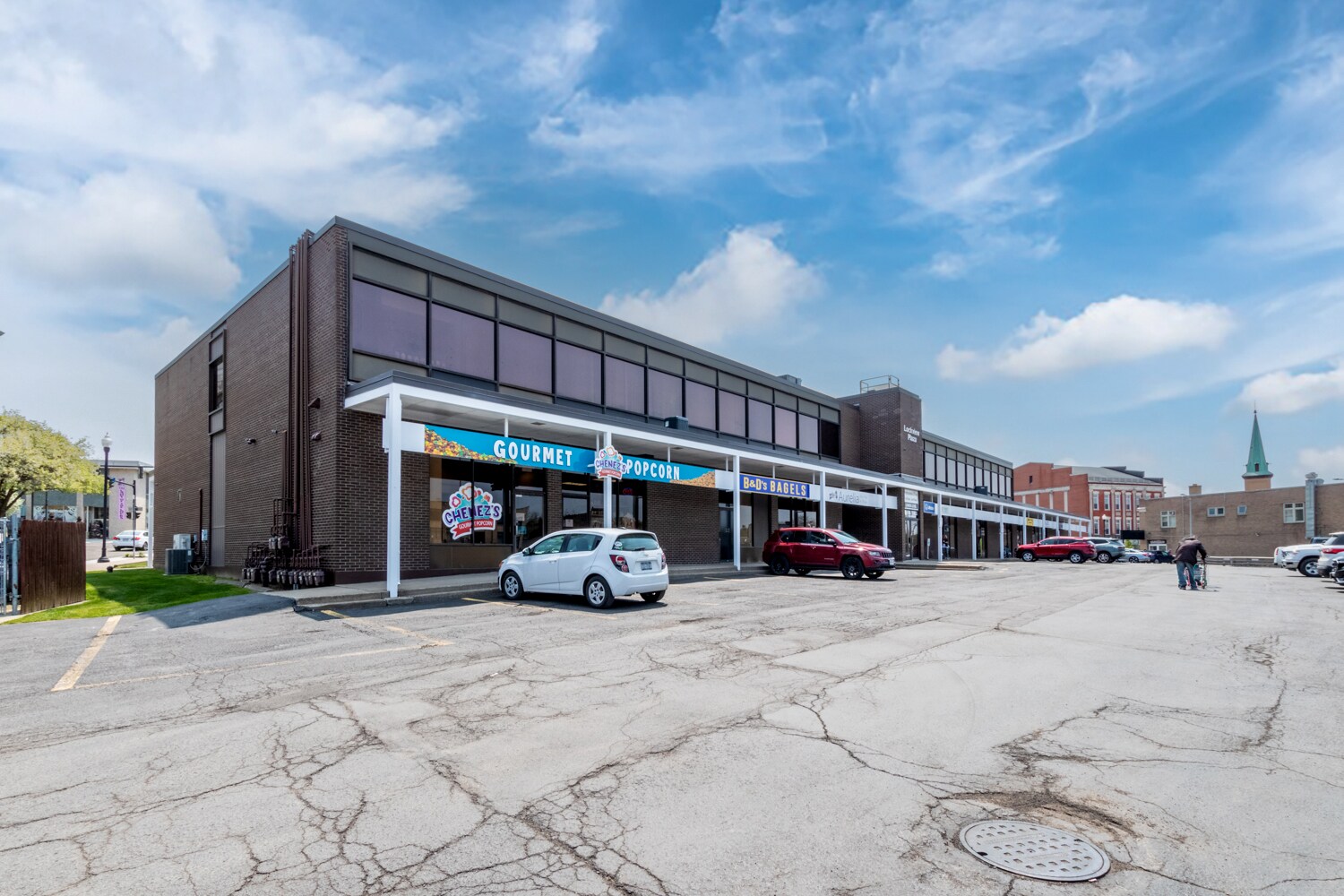 21 Main St, Lockport, NY à louer Photo principale– Image 1 sur 15