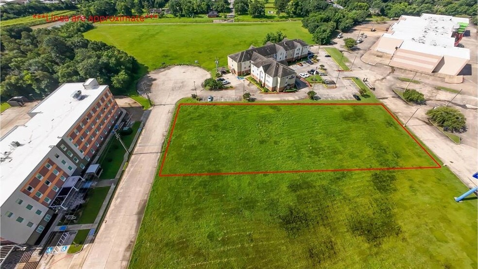 5365 Clearwater ct, Beaumont, TX à vendre - Aérien – Image 1 sur 7