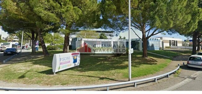 Plus de détails pour Local commercial à louer