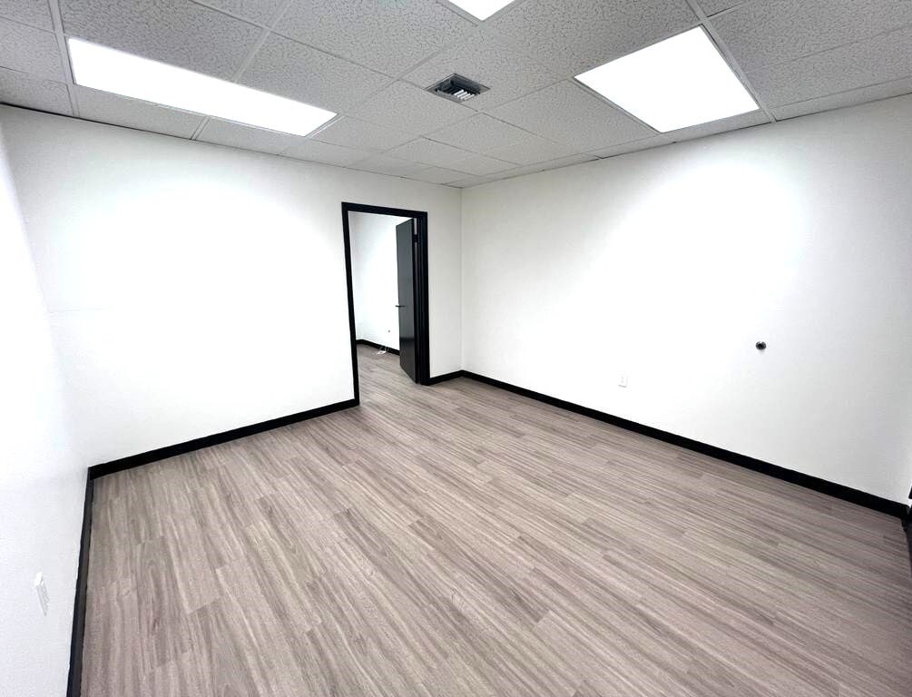 1730 SW 57th Ave, Miami, FL à louer Photo intérieure– Image 1 sur 10