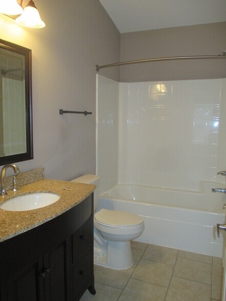 700 N State St, Freeburg, IL à vendre - Photo de l’immeuble – Image 3 sur 19
