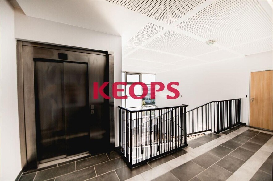 7 Rue Du Professeur Pierre Vellas, Toulouse à louer - Hall d’entrée – Image 3 sur 10
