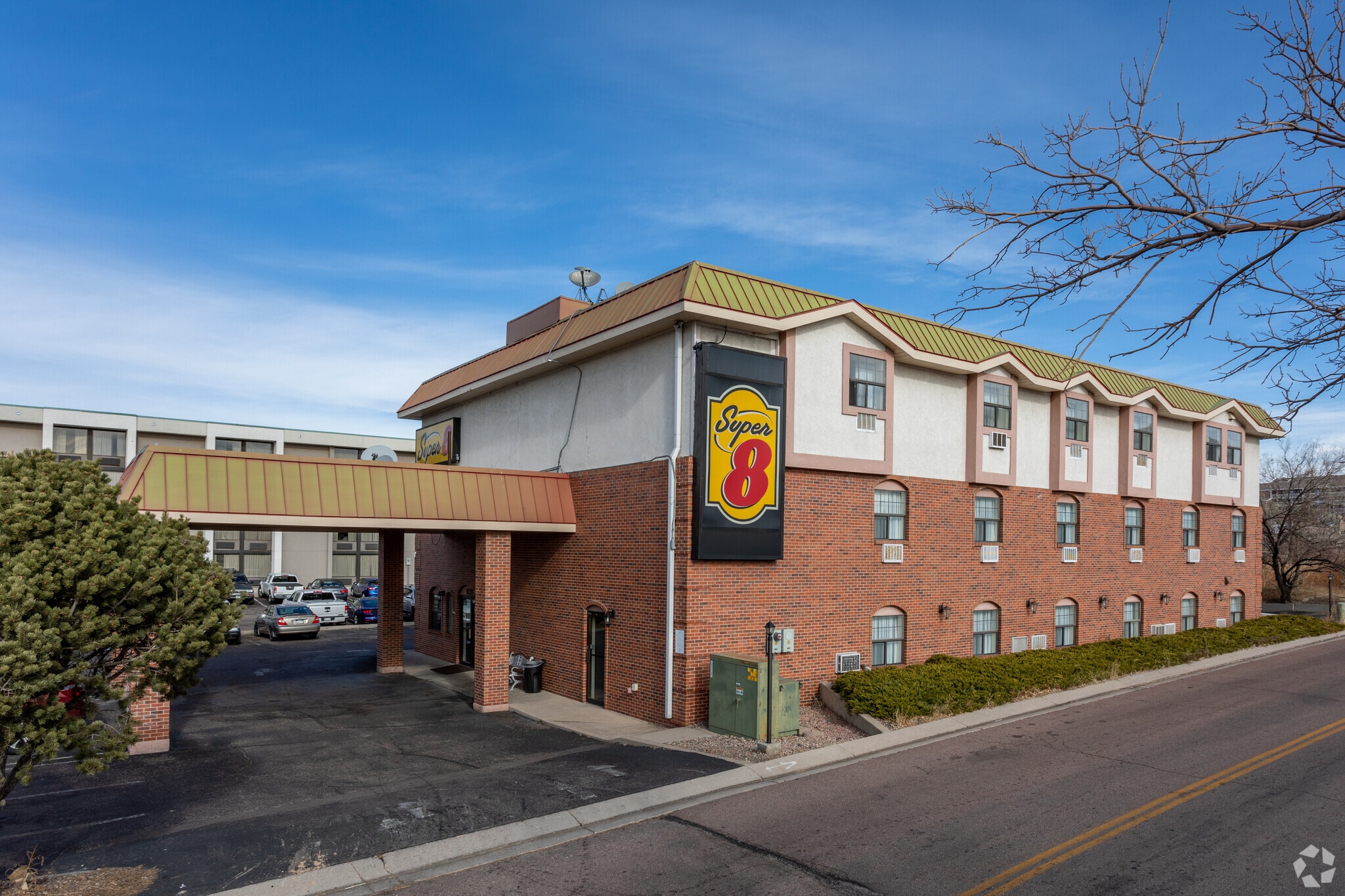 8135 N Academy Blvd, Colorado Springs, CO à vendre Photo principale– Image 1 sur 4