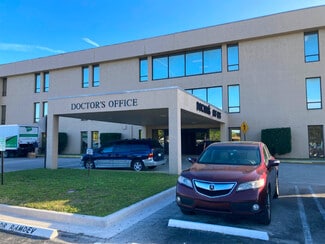 Plus de détails pour 2215 Nebraska Ave, Fort Pierce, FL - Médical à louer