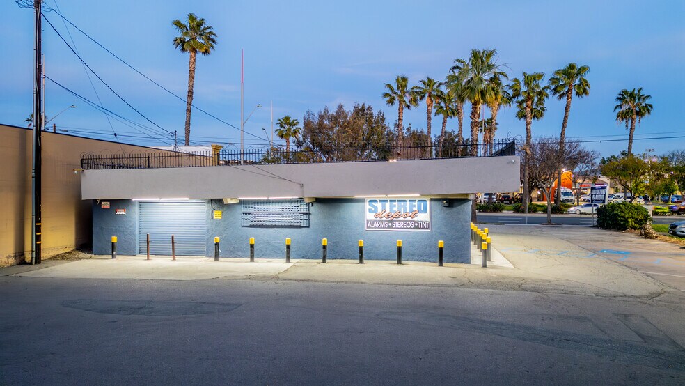 620 N Main St, Corona, CA à vendre - Photo de l’immeuble – Image 2 sur 19