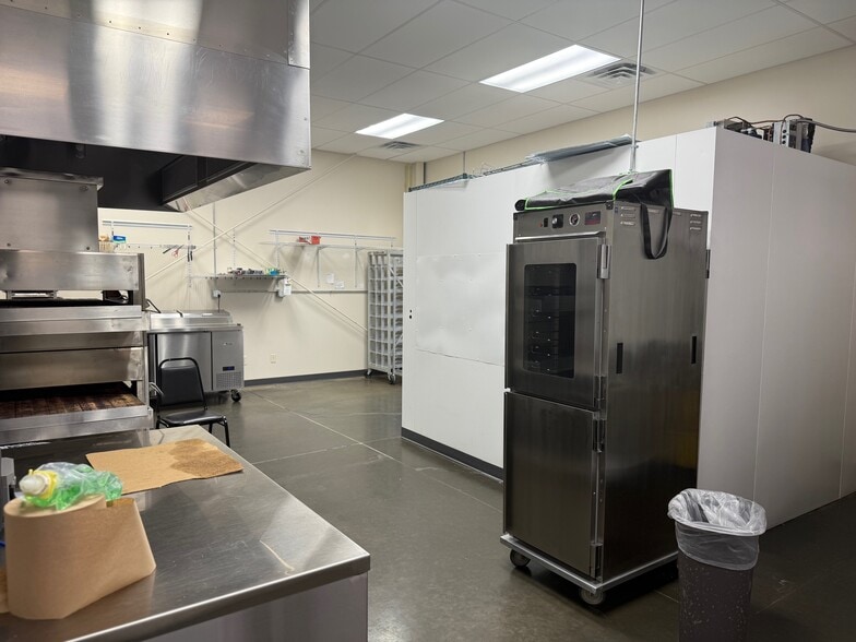 129 Orpha Dr, Middlebury, IN à louer - Photo intérieure – Image 2 sur 4