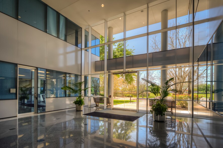12000 Aerospace Ave, Houston, TX à louer - Photo intérieure – Image 3 sur 4