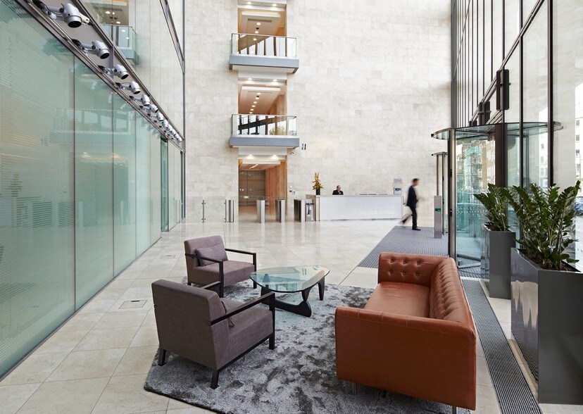 16 Palace St, Londres à louer - Hall d’entrée – Image 3 sur 6