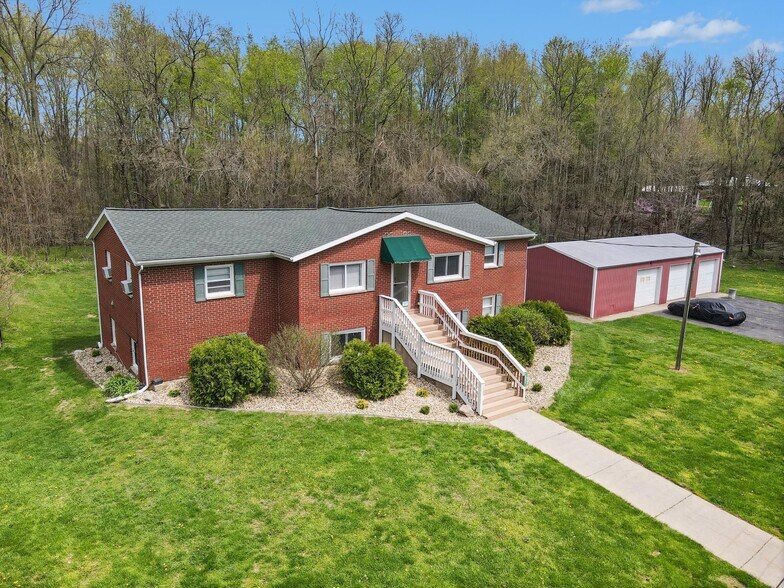 10477 Sprinkle Rd, Vicksburg, MI à vendre - Photo de l’immeuble – Image 1 sur 3