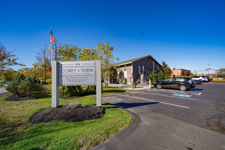 254 Western Ave, South Portland, ME à vendre - Photo de l’immeuble – Image 2 sur 4