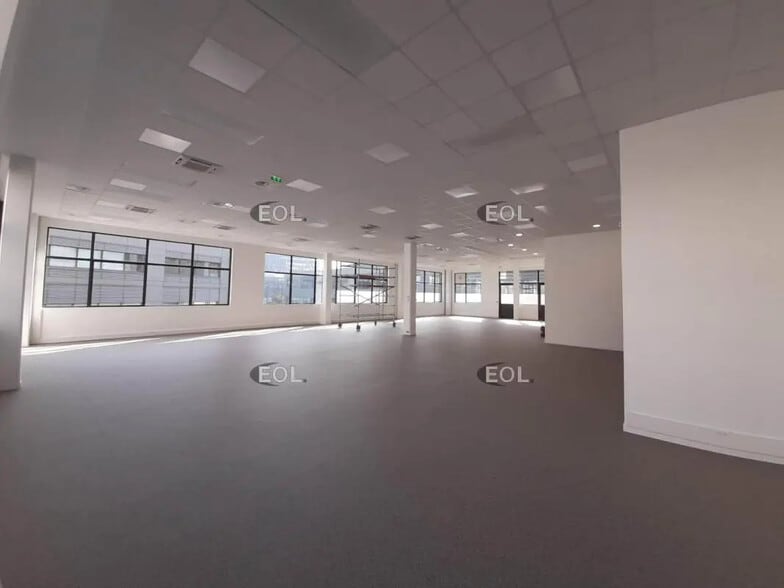 Bureau dans Bagneux à louer - Photo de l’immeuble – Image 3 sur 11