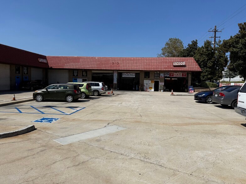 2478 Arrow Hwy, La Verne, CA à vendre - Photo de l’immeuble – Image 3 sur 6