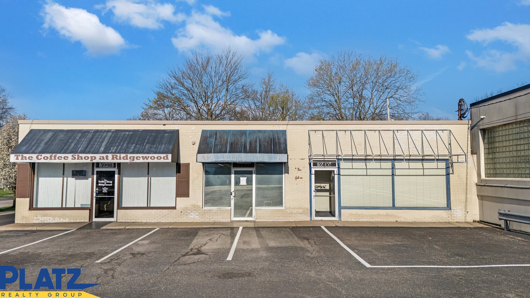 5986-5998 Market St, Youngstown, OH à vendre Photo de l’immeuble– Image 1 sur 16
