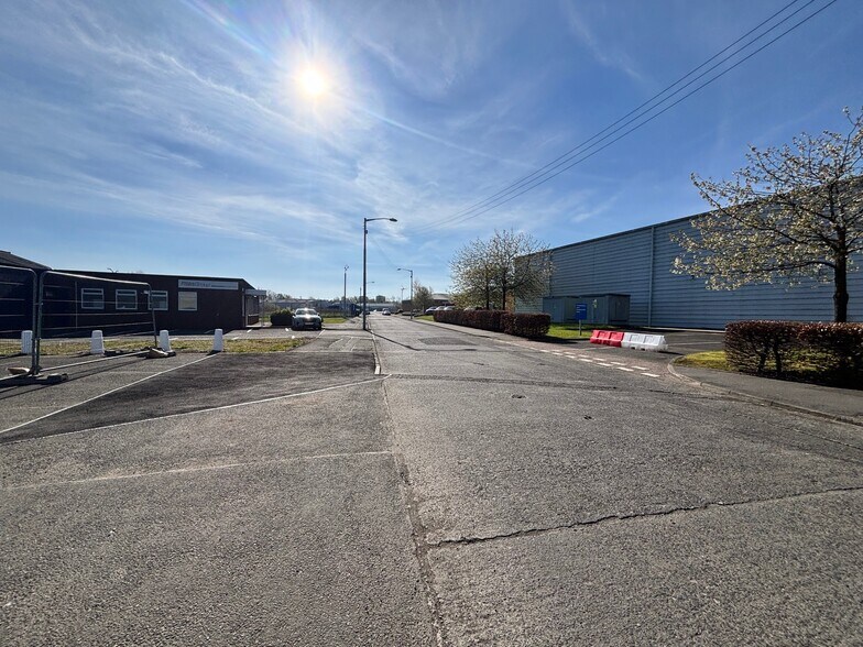 37-39 Colquhoun Av, Glasgow à louer - Photo de l’immeuble – Image 3 sur 8